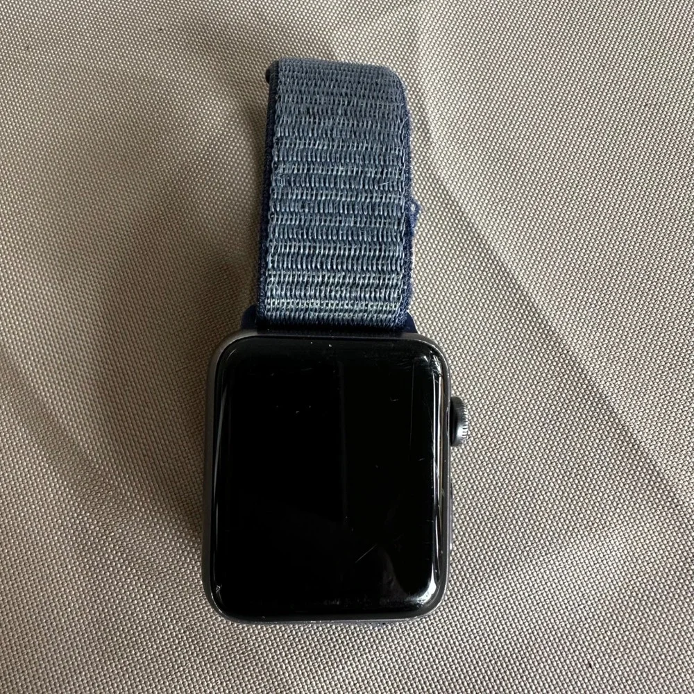 Apple Watch Nike Series 2 GPS 42mm Space Gray Aluminum Sport Loop Band iwatch